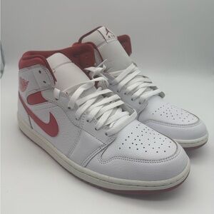 Nike Air Jordan Men’s 1 Mid SE White “Dune Red” Sneakers Size 10.5 FJ3458-160